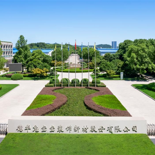 问DeepSeek眼中的尊龙凯时，没想到回答竟是这样的……