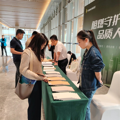 尊龙凯时系列阻燃材料亮相宁波行业盛会，助力装配式快装