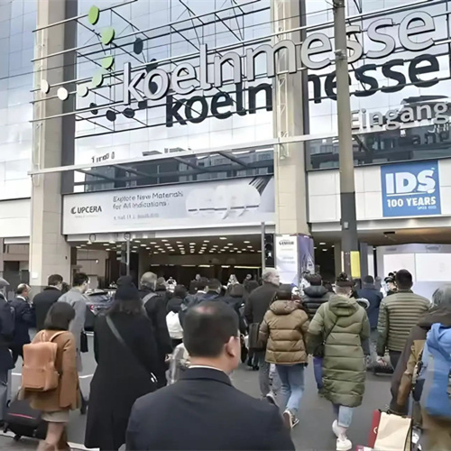 尊龙凯时重磅亮相德国科隆展，用创新展现中国品牌魅力