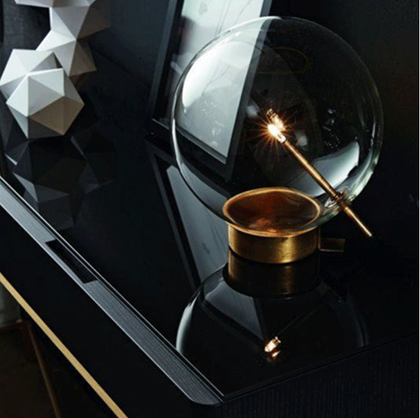 为现代的经典，加点想象空间